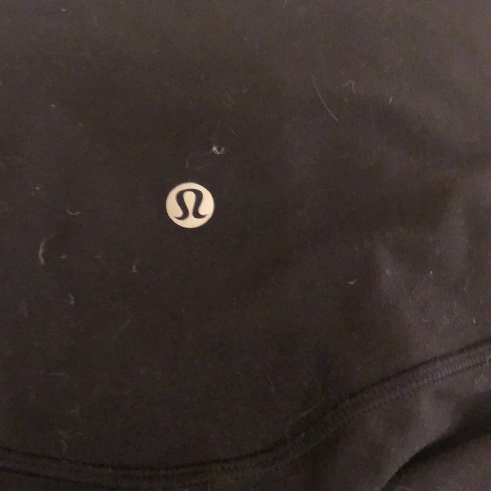 Black lululemon leggings